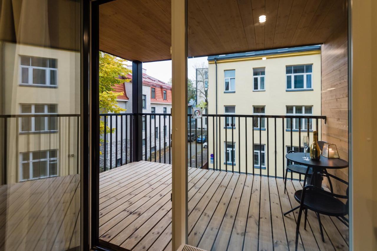 Thomas' Home - Trendy, Central & Balcony Tallinn Eksteriør billede